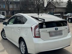 Фото авто Toyota Prius