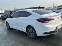 Фото авто Hyundai Avante