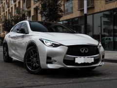 Фото авто Infiniti Q30