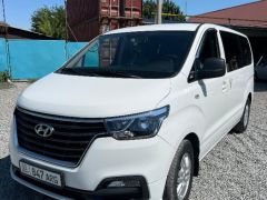 Сүрөт унаа Hyundai Starex (H-1)