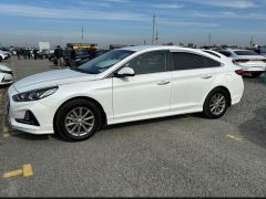 Photo of the vehicle Hyundai Sonata