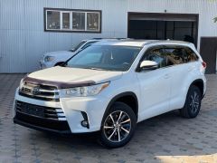 Photo of the vehicle Toyota Highlander