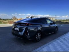 Фото авто Toyota Prius