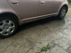 Photo of the vehicle Toyota Vitz