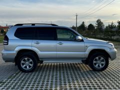 Сүрөт унаа Toyota Land Cruiser Prado