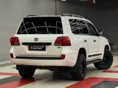 Сүрөт унаа Toyota Land Cruiser