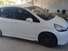 Photo of the vehicle Honda Fit