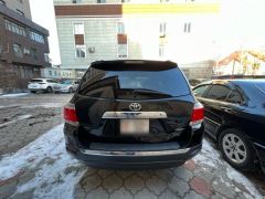 Photo of the vehicle Toyota Highlander