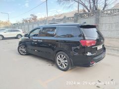 Фото авто Kia Carnival