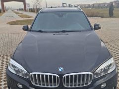 Photo of the vehicle BMW X5