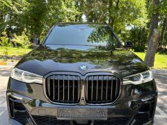 Photo of the vehicle BMW X7