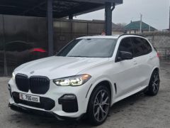 Photo of the vehicle BMW X5