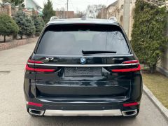 Фото авто BMW X7