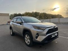 Сүрөт унаа Toyota RAV4