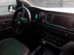 Сүрөт унаа Kia Carnival