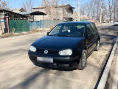 Фото авто Volkswagen Golf