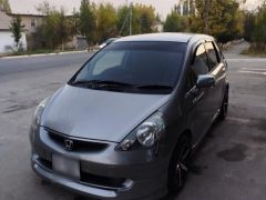 Фото авто Honda Fit