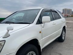 Сүрөт унаа Toyota Harrier