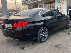 Photo of the vehicle BMW 5 Series