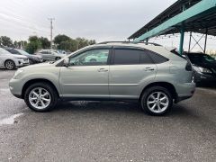 Photo of the vehicle Lexus RX