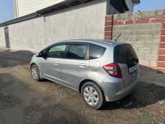 Photo of the vehicle Honda Fit