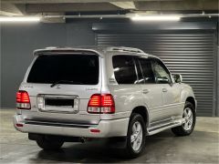 Photo of the vehicle Lexus LX