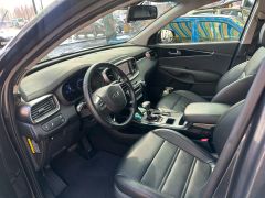 Photo of the vehicle Kia Sorento