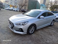 Photo of the vehicle Hyundai Sonata