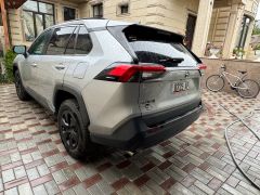 Сүрөт унаа Toyota RAV4