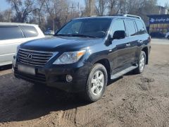 Photo of the vehicle Lexus LX