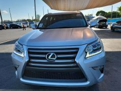 Photo of the vehicle Lexus GX