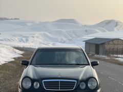 Сүрөт унаа Mercedes-Benz E-Класс