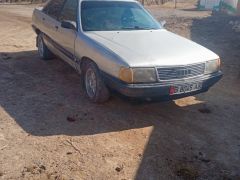 Photo of the vehicle Audi 100