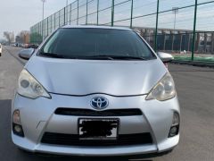 Фото авто Toyota Prius c