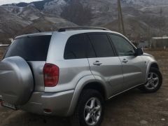 Сүрөт унаа Toyota RAV4