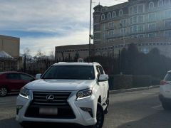 Photo of the vehicle Lexus GX