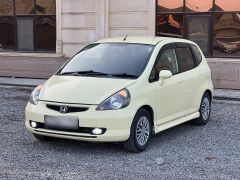 Photo of the vehicle Honda Fit