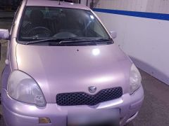 Photo of the vehicle Toyota Vitz