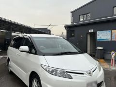 Photo of the vehicle Toyota Estima