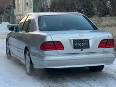 Фото авто Mercedes-Benz E-Класс