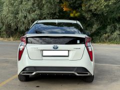 Фото авто Toyota Prius