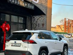 Сүрөт унаа Toyota RAV4