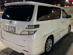 Сүрөт унаа Toyota Alphard