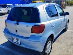 Сүрөт унаа Toyota Vitz