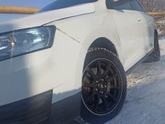 Сүрөт унаа Skoda Rapid