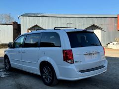 Фото авто Dodge Caravan