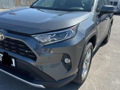 Сүрөт унаа Toyota RAV4