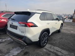 Photo of the vehicle Toyota RAV4