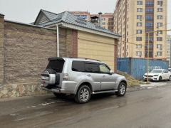 Сүрөт унаа Mitsubishi Pajero