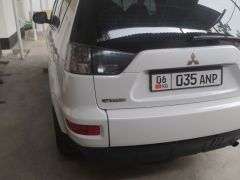 Сүрөт унаа Mitsubishi Outlander